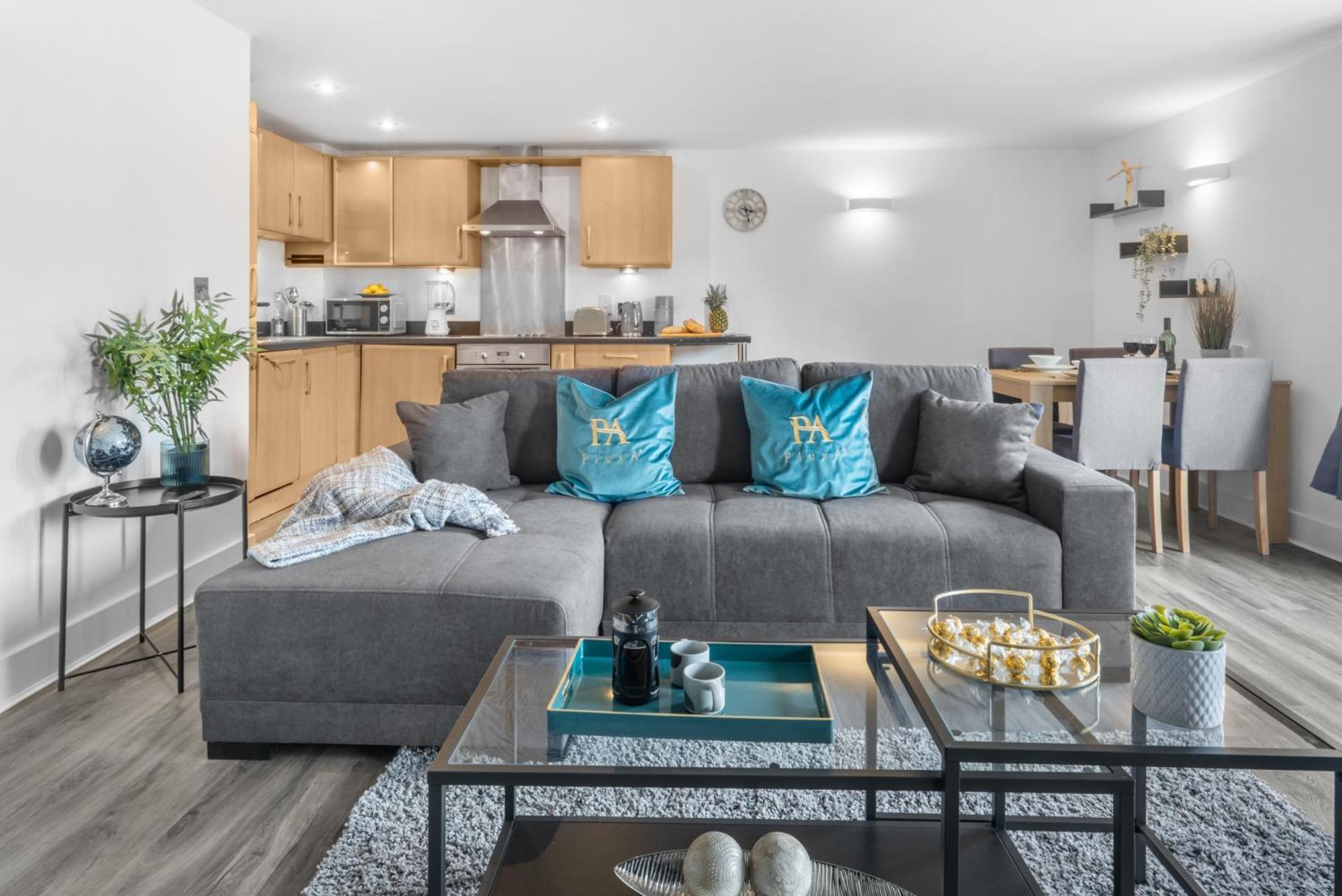 Pluxa Globe - Spacious Apartment In Jq With Parking Birmingham Exteriör bild